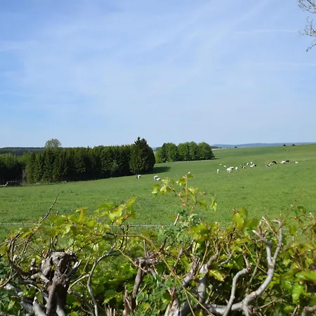 In Ardenne, Cleaning Included Appartement *